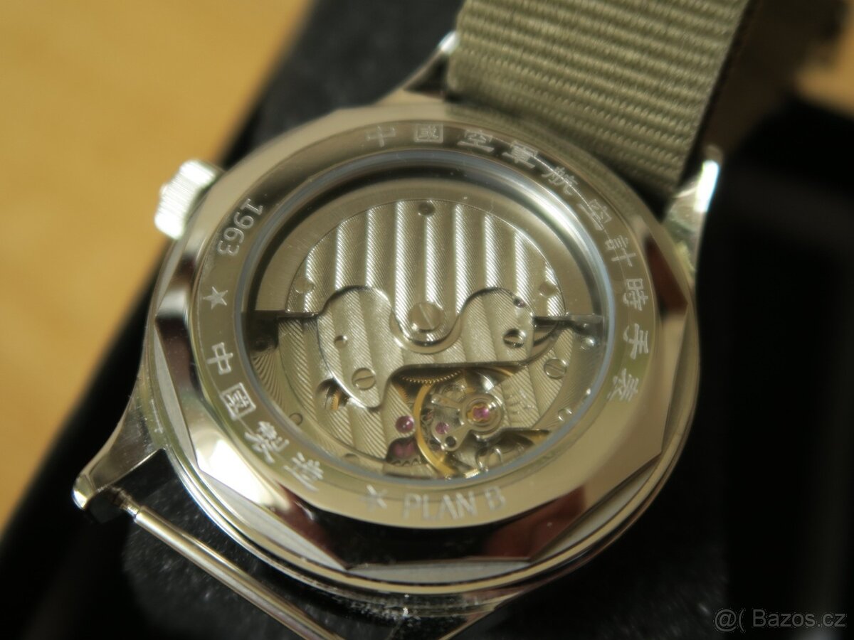 Pilot 1963 hodinky 19 ZUAN - 7