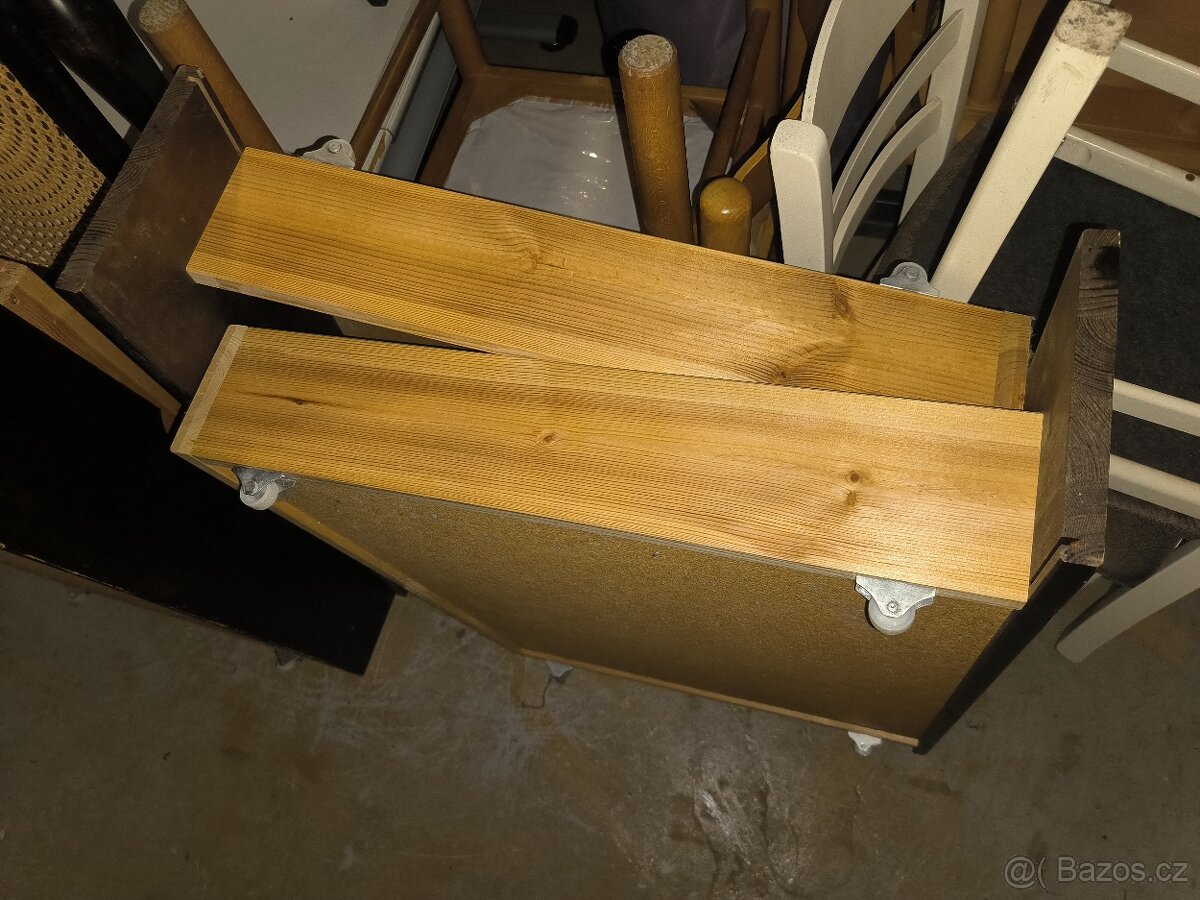 Více druhů postelí - 7