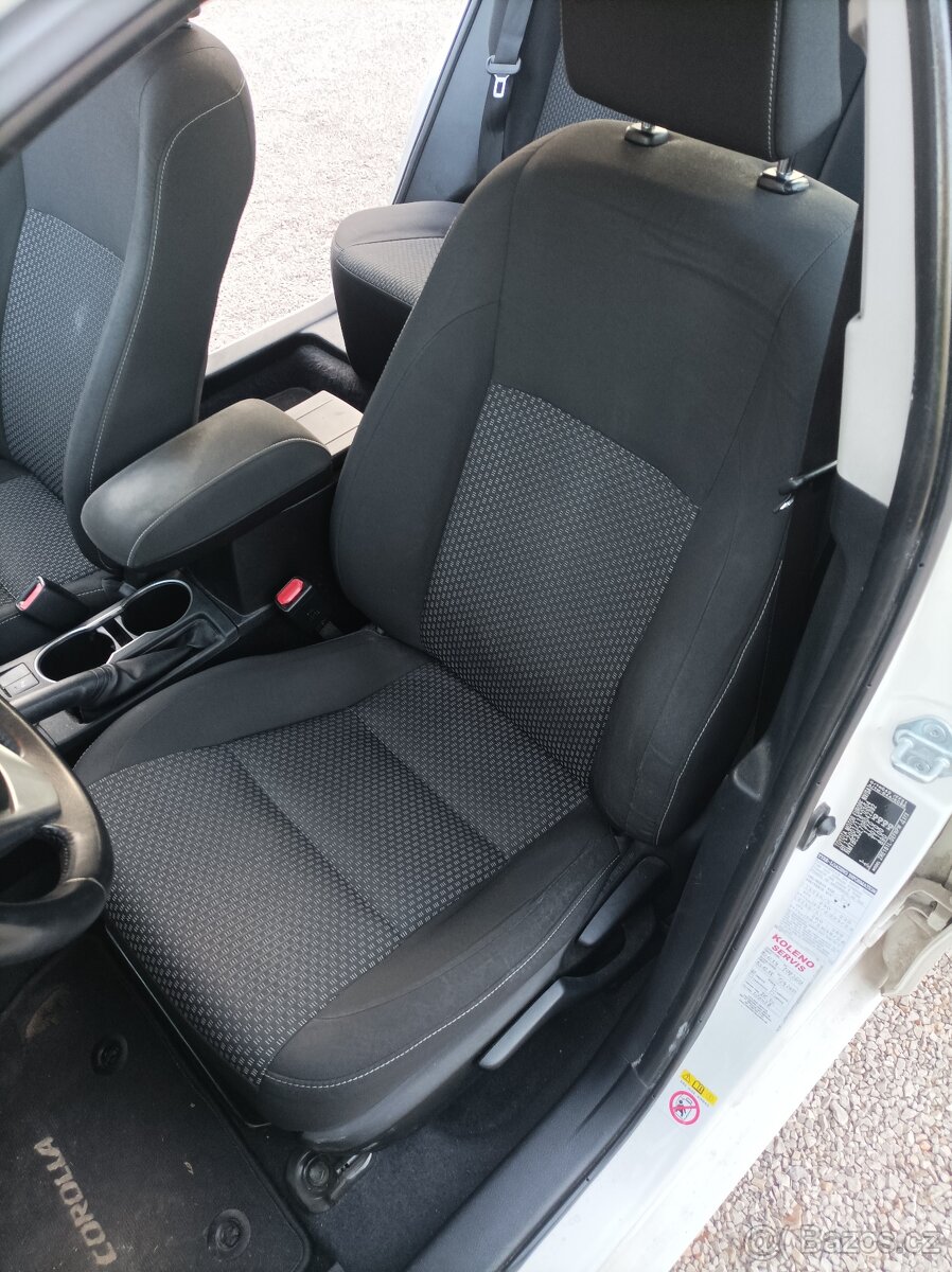 Toyota Corolla 1.6 benzín 1 majiteľ - 7