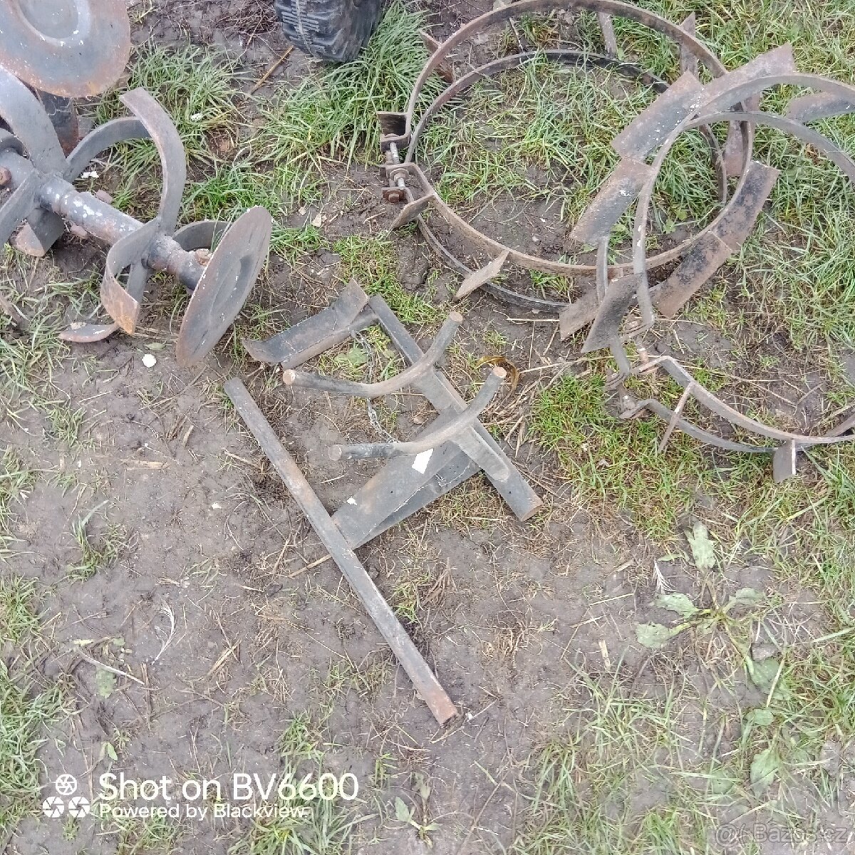 Prodám kultivátor - 7