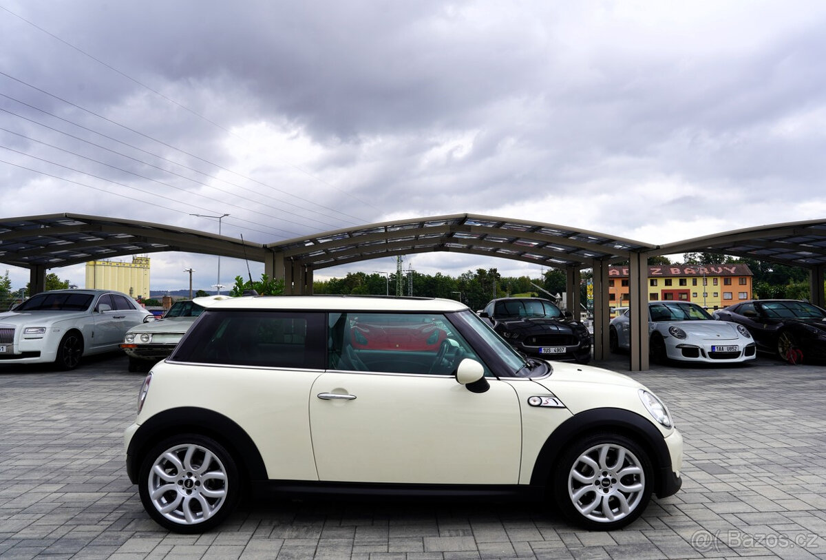 Mini Cooper S Automat (SLEVA) - 7