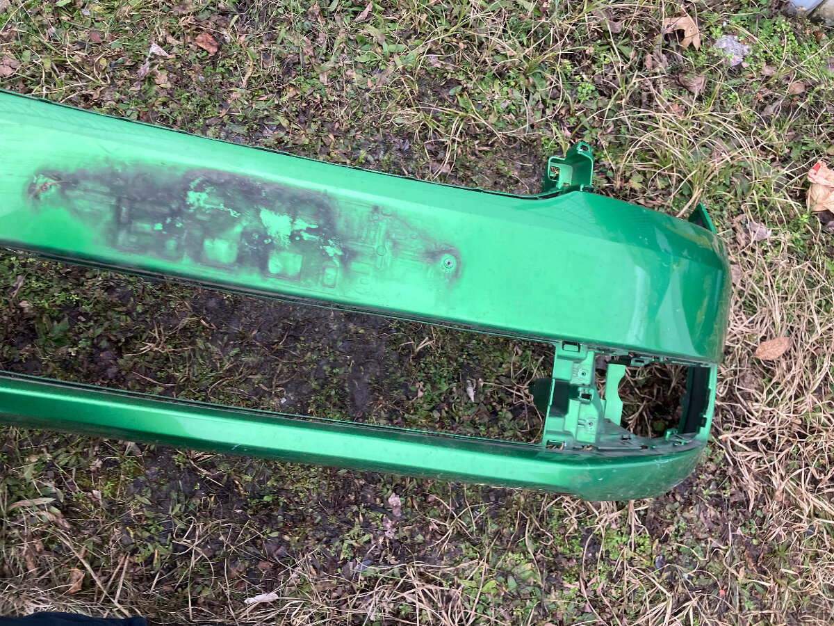 Predni naraznik skoda rapid zeleny - 7