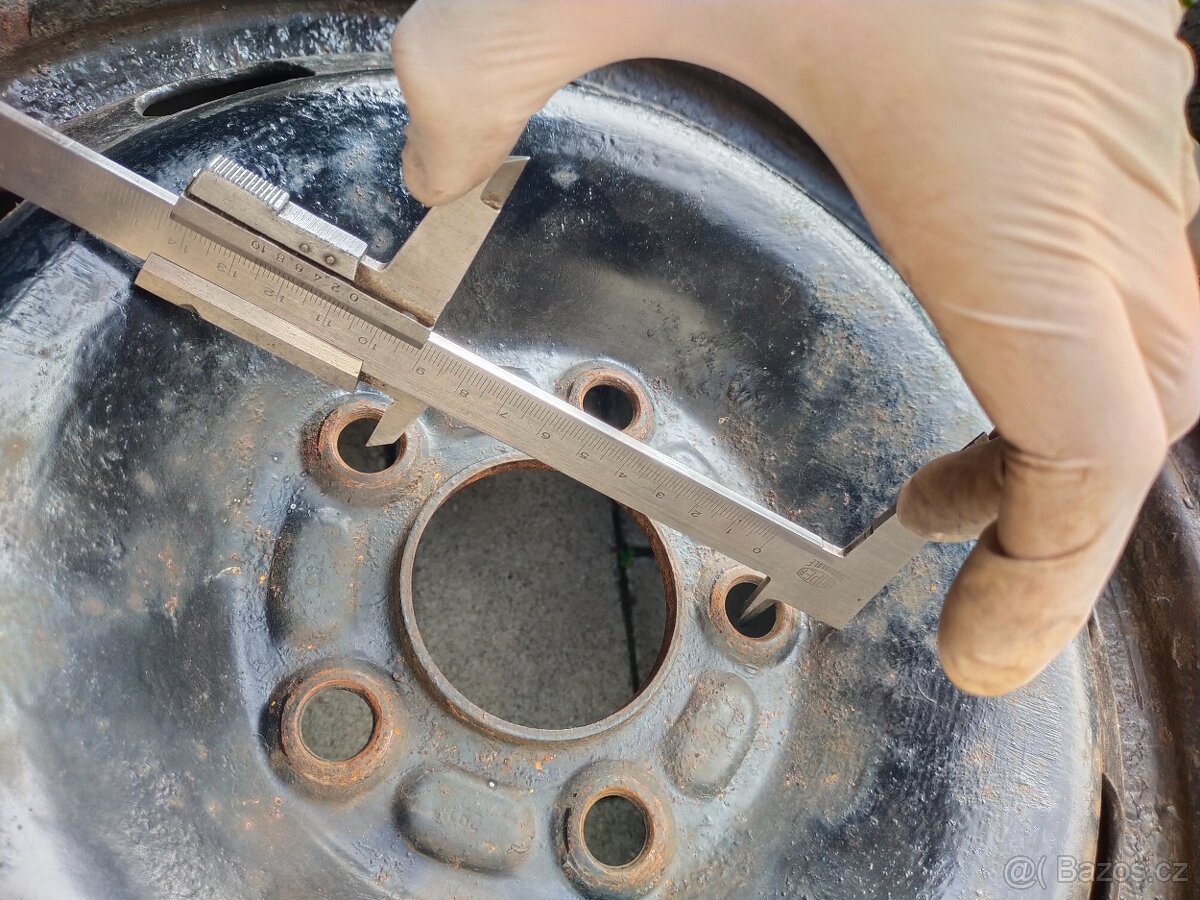 Zimní kola a gumy Ford Focus 195/65/R15 5x108 - 7