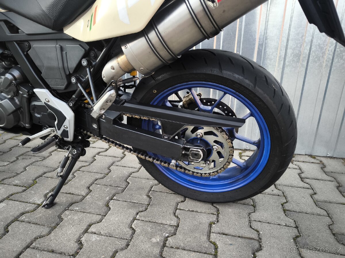 Aprilia Pegaso 650 strada - 7