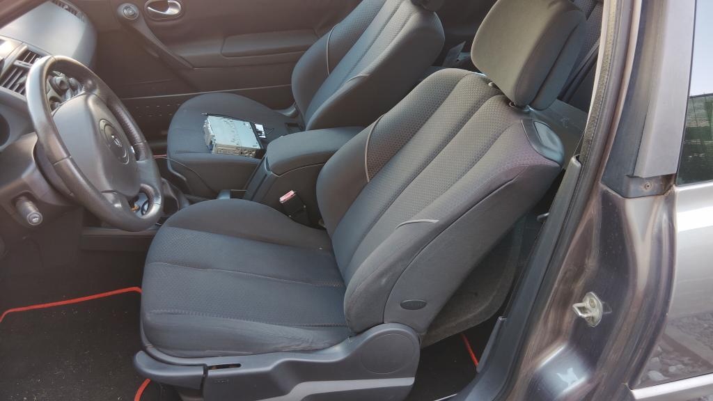 Renault Megane 2 díly - 7