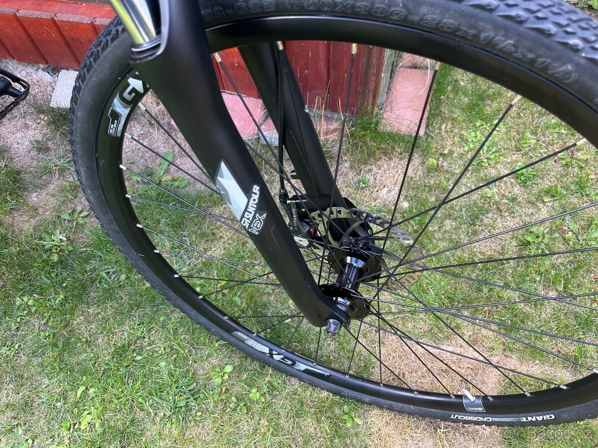GIANT kolo trek - 7