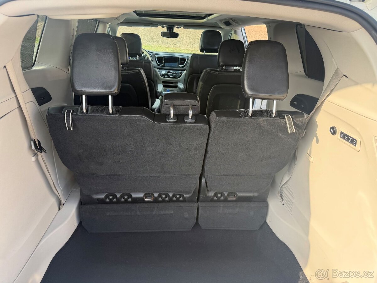 Chrysler Pacifica 3,6 RU Panorama Limited 2018 DPH - 7
