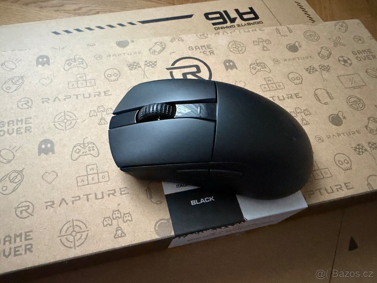 Notebook Gigabyte Gaming A16, klávesnice a myš - 7