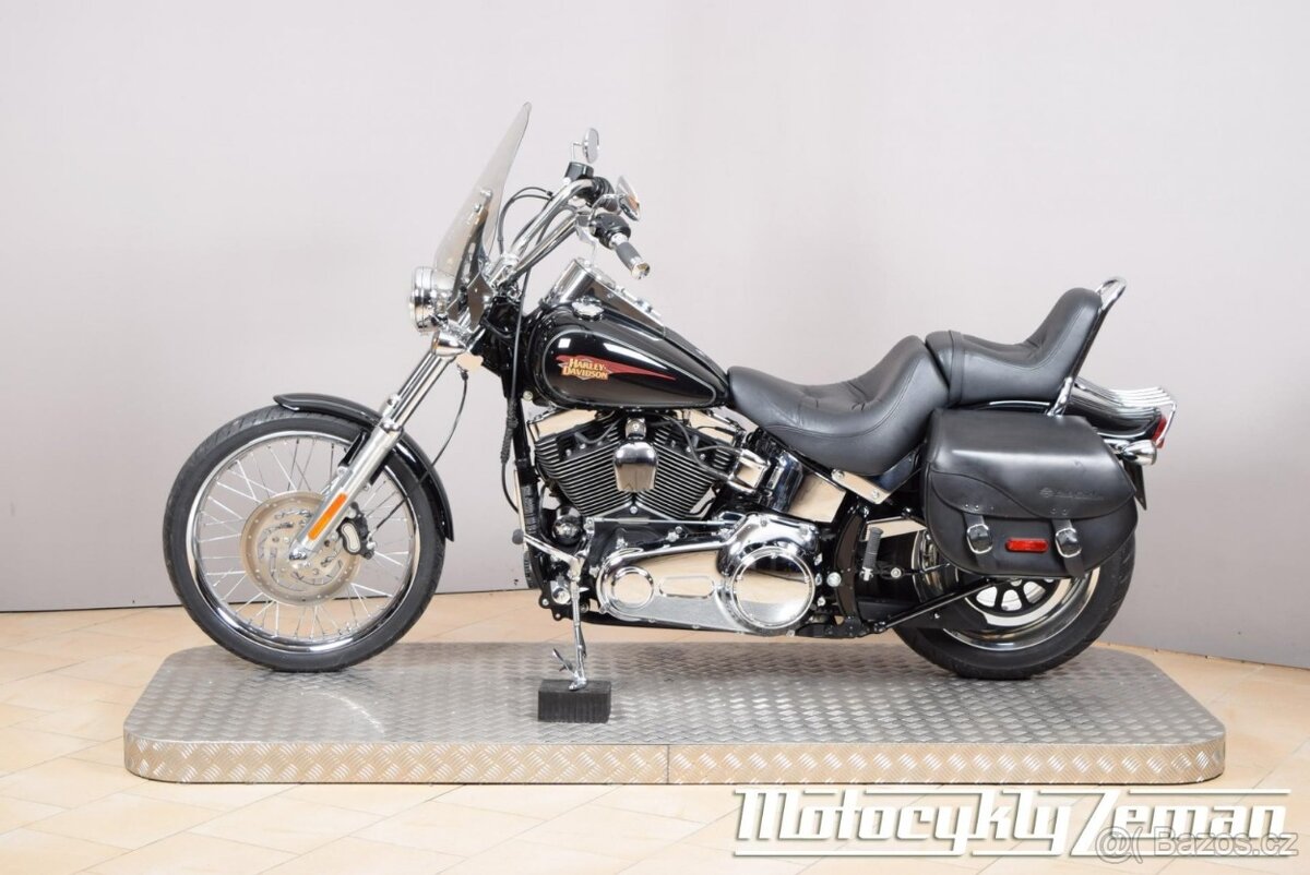 Harley-Davidson FXSTC Softail Custom 2010 - 7