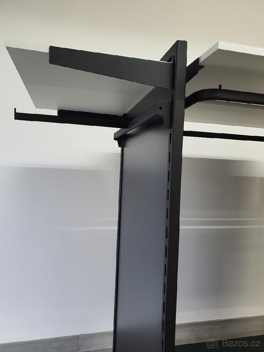 Prostorový víceúčelový stojan na textil pro prodejny/obchody - 7