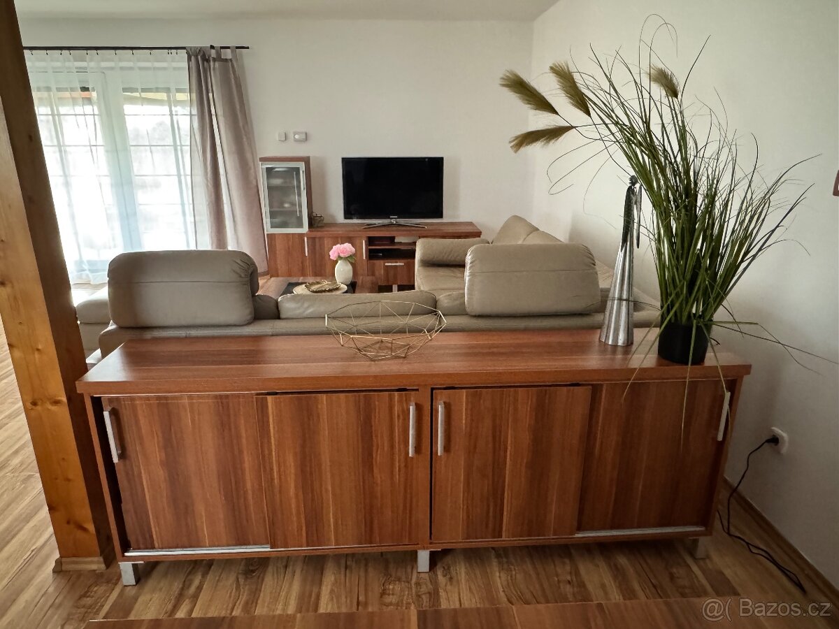 Kuchyne + jídelna a obývák - 7