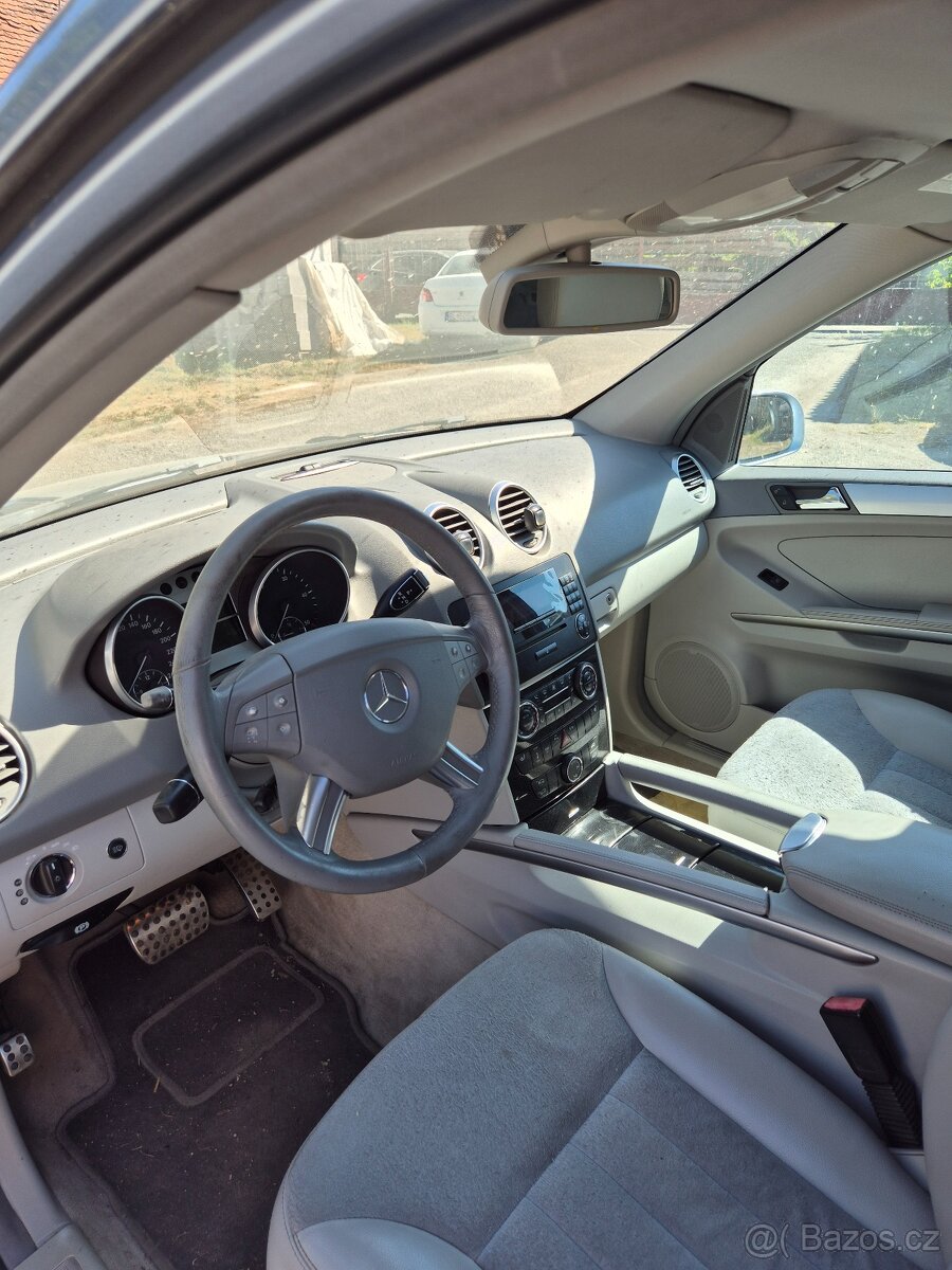 Mercedes ML320cdi rok 2006 - 7