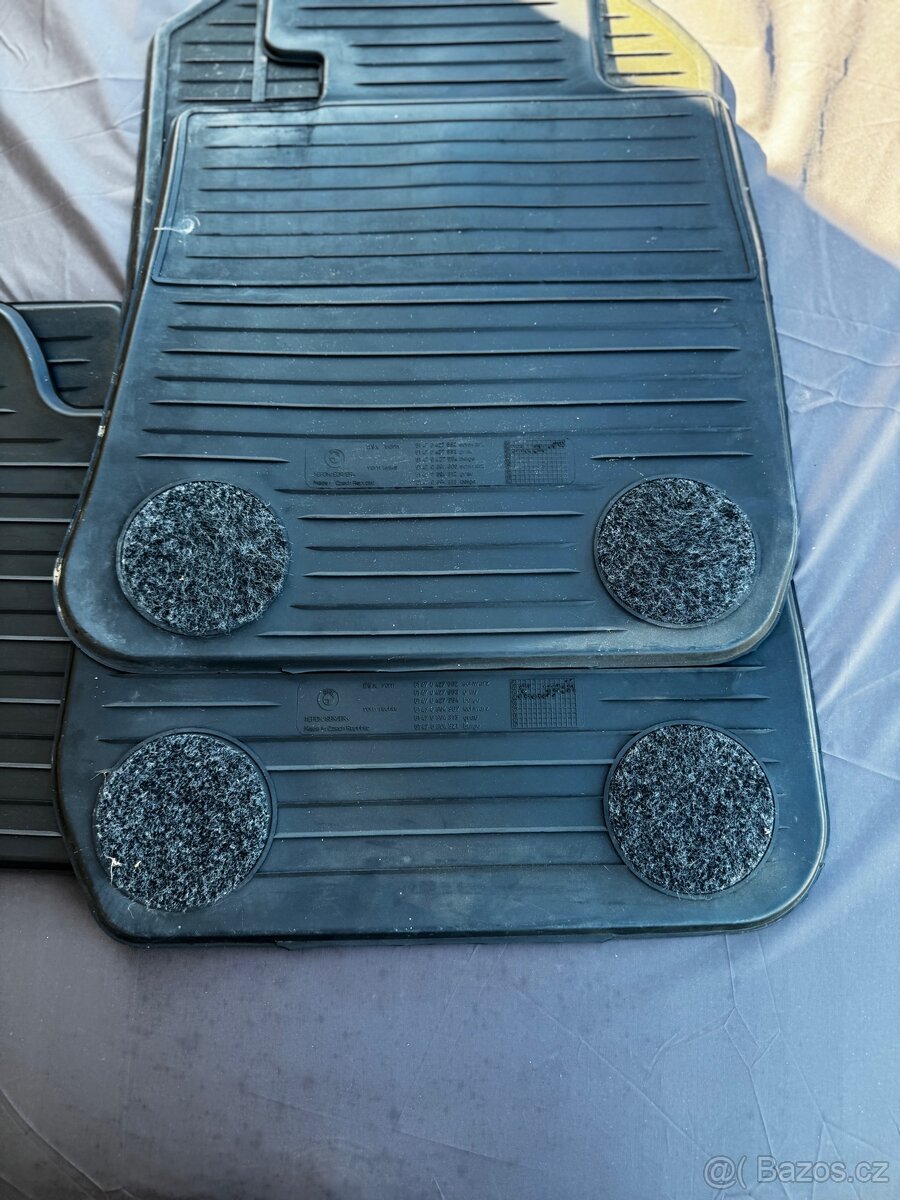 Bmw e90 gumove koberce - 7
