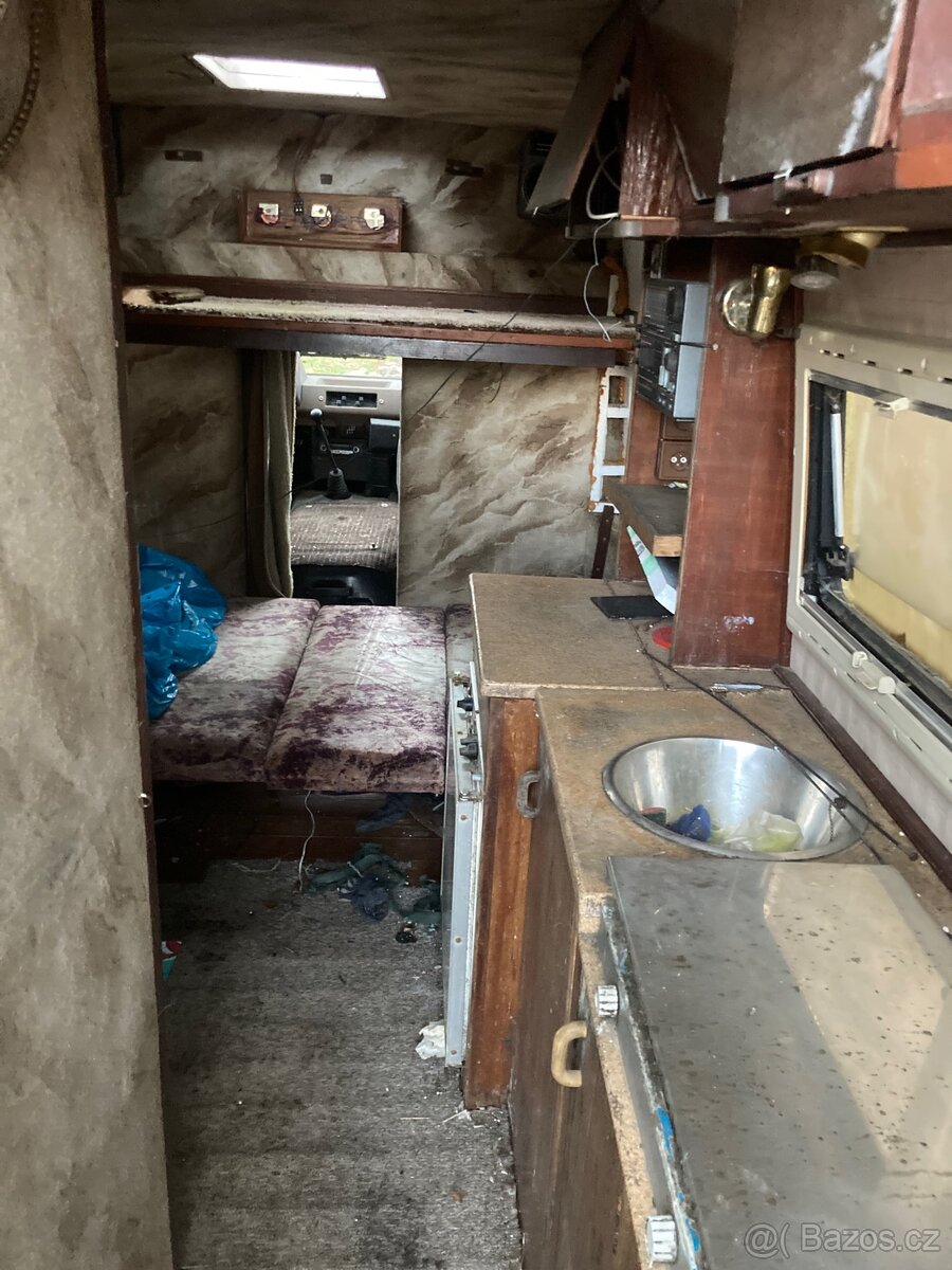 Renault Matrer Rv 1982, obytný - 7