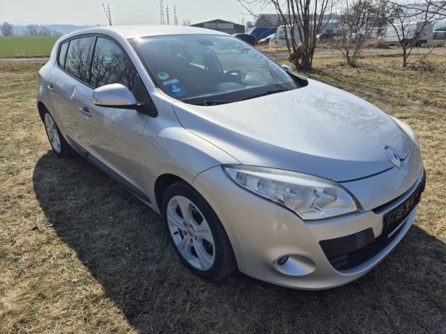 Prodám Renault Mégane 1.4 96KW - klimatizace - 7