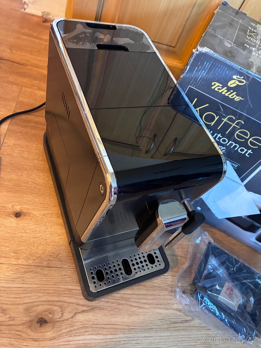 Automatický kávovar Tchibo Esperto Latte - 7