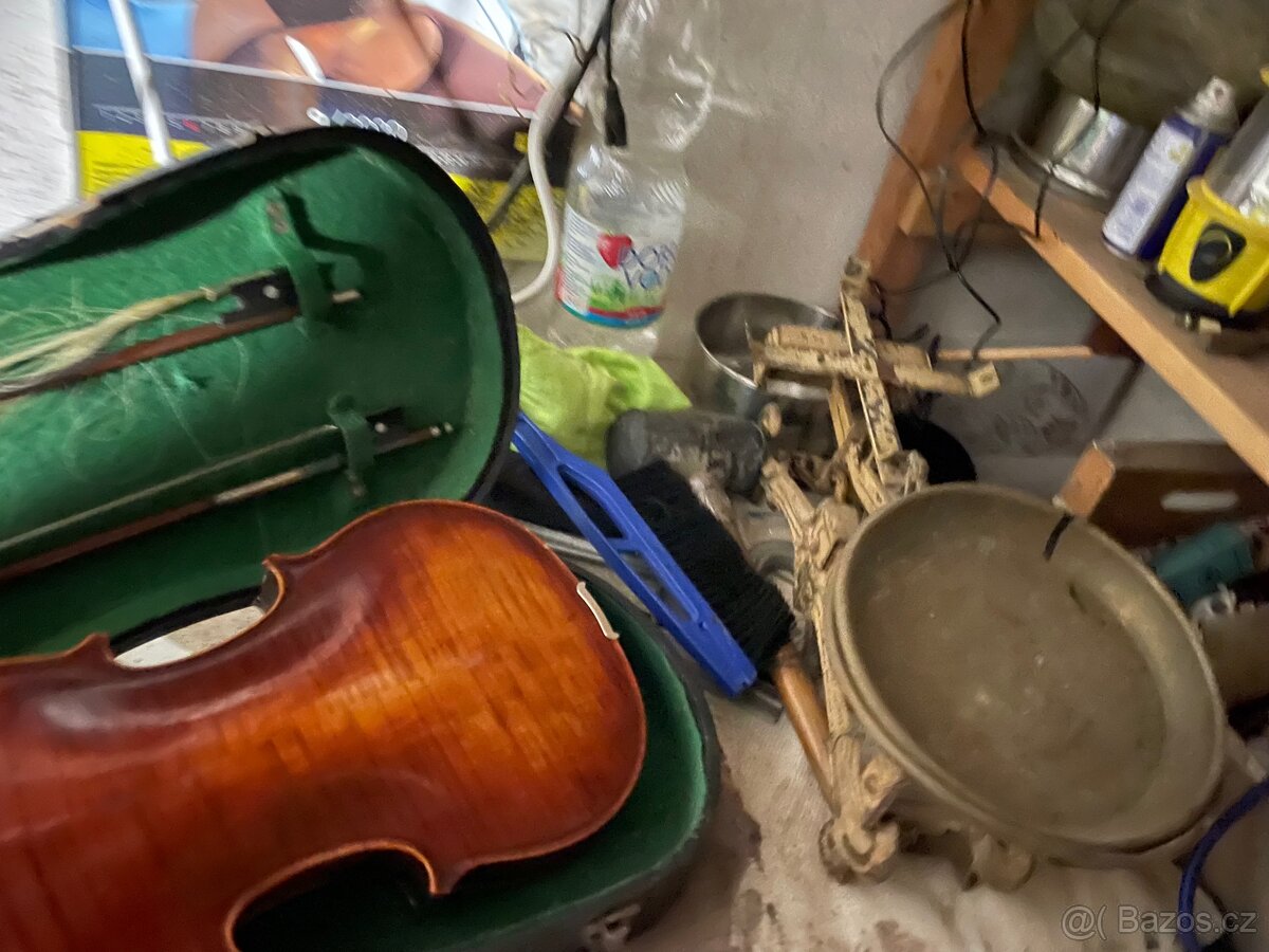 Housle krásné bez prasklin - 7