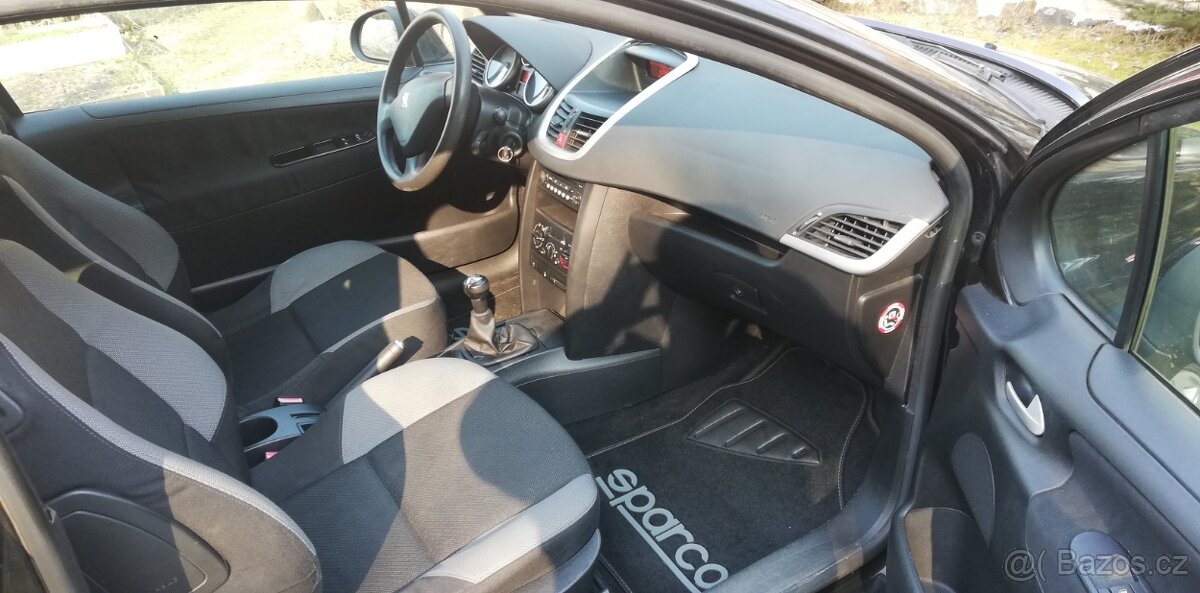 Peugeot 207 1.4 16V - 7