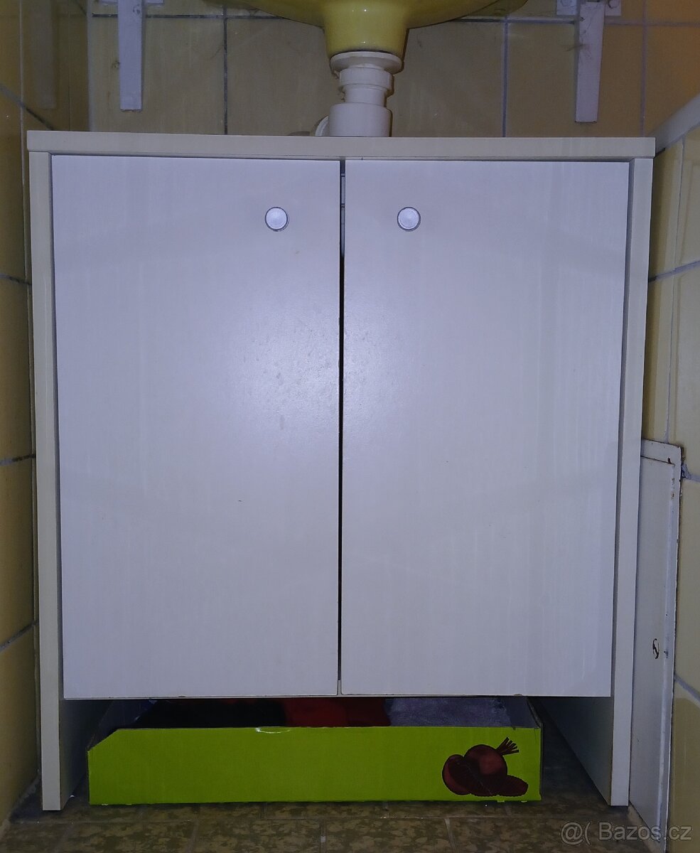 Skříňka pod umyvadlo - 7