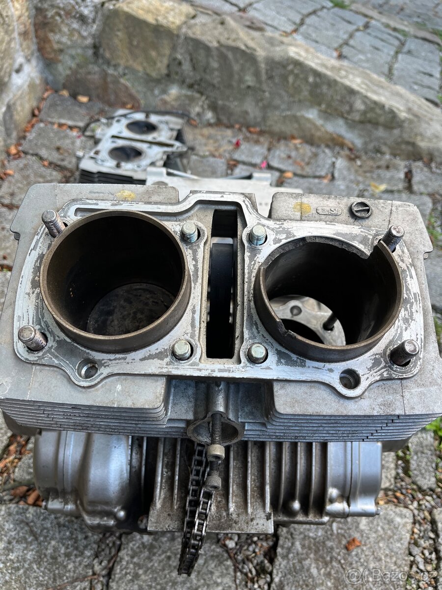 Motor Suzuki GS 500 2002 - 7