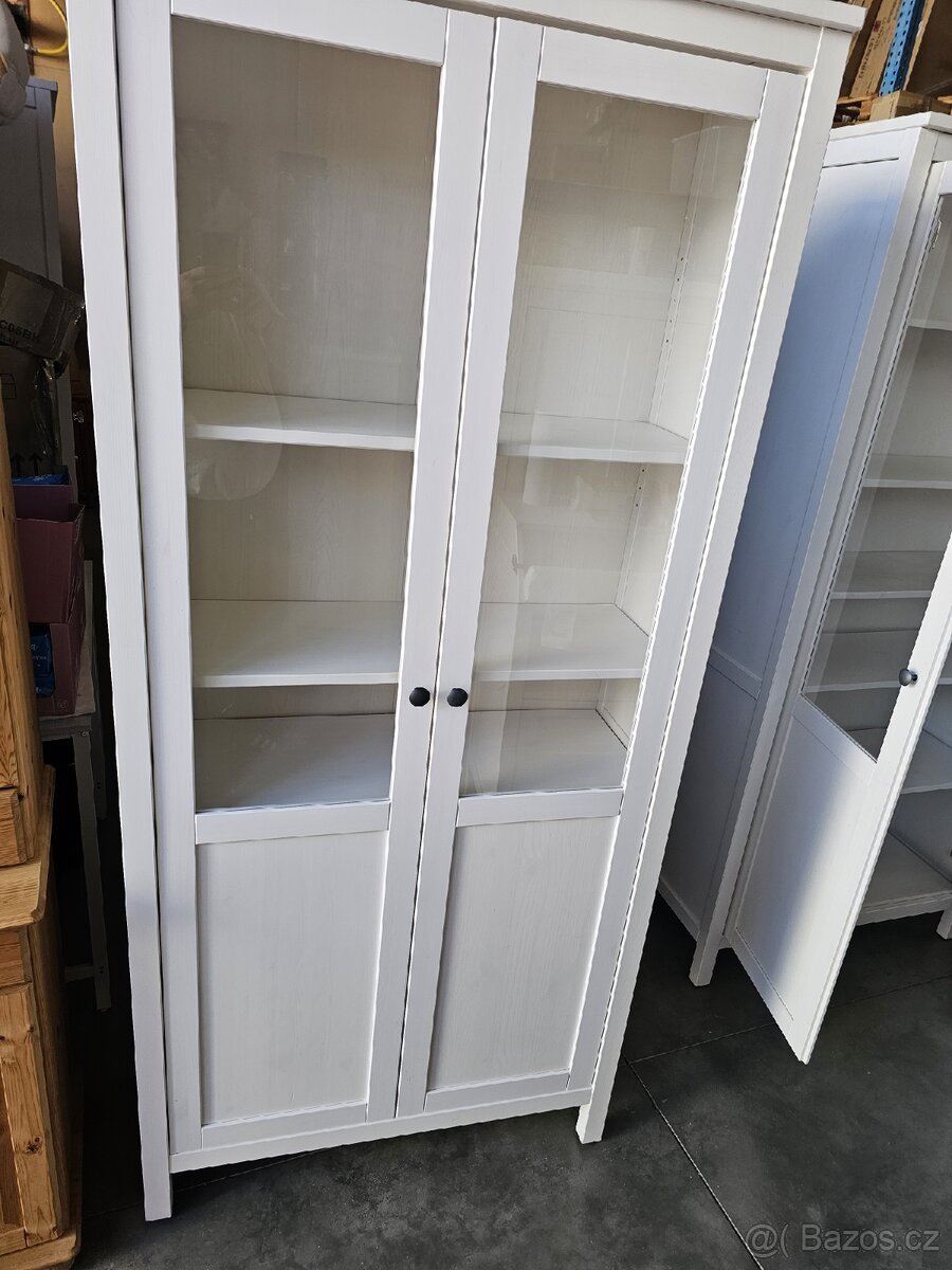 VITRÍNA IKEA HEMNES - 7