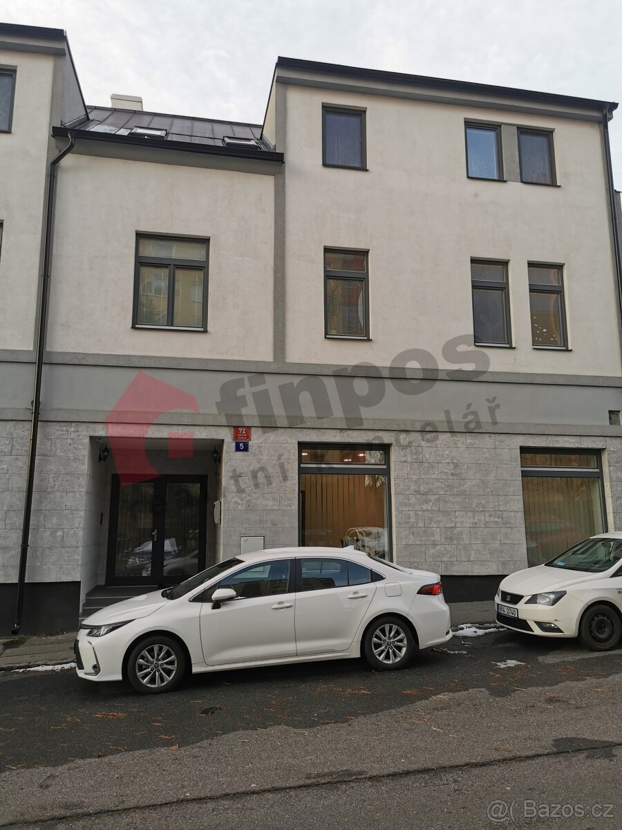 Pronájem kanceláře 20,5m2 v Hostivaři - 7