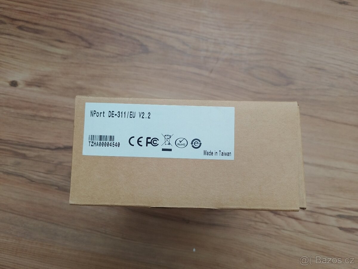 Jednoportový server MOXA NPort DE 311/EU - 7