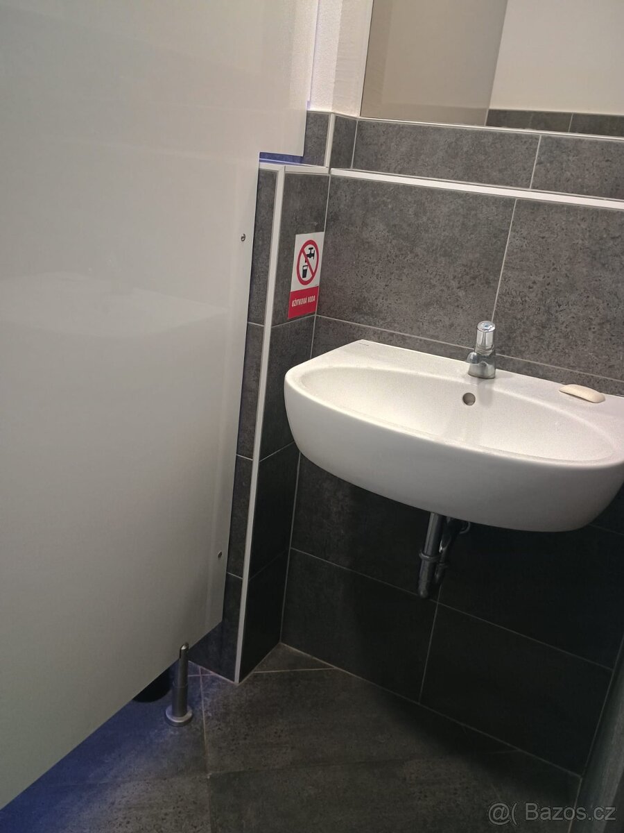 Nová - moderně zařízena ubytovna v Berouna - 7