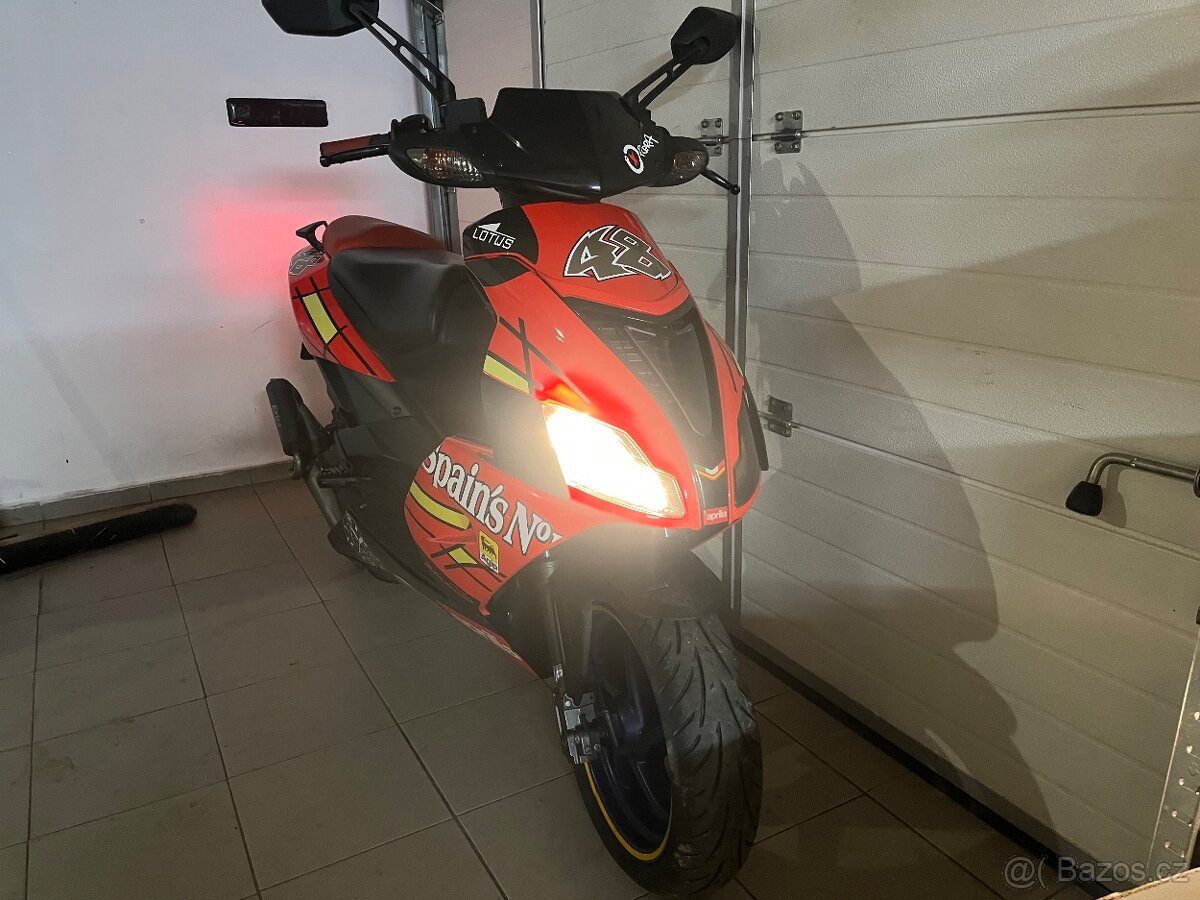 Skůtr Aprilia sr 50 2007 - 7