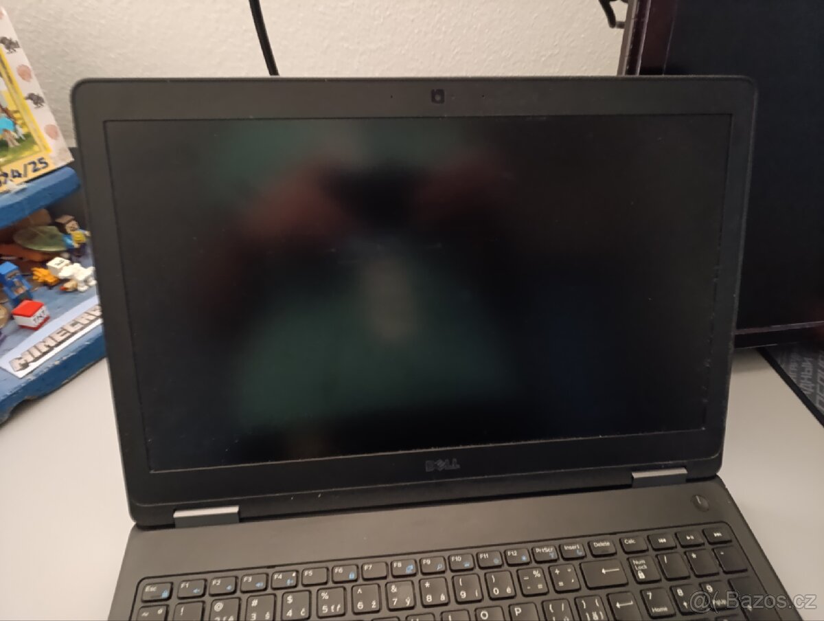 Notebook Dell na díly - 7