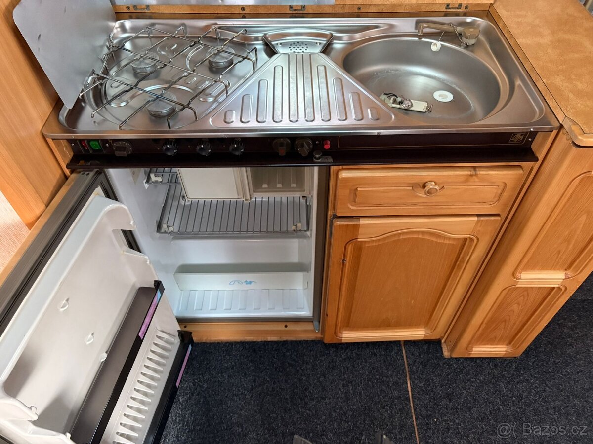 Knaus Sudwind 650, předstan, WC, STK - 7