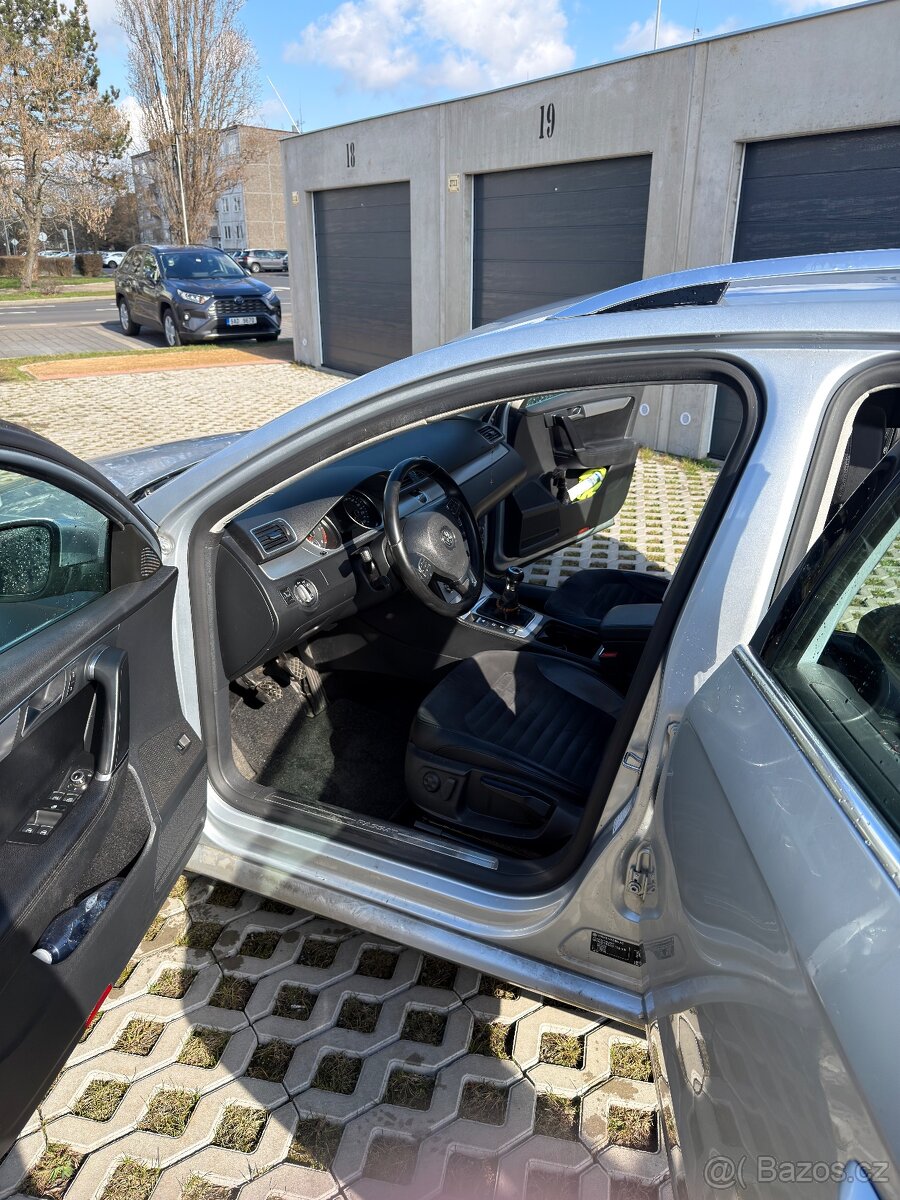 Passat b7 2012 2.0 TDi 125 kw highline - 7