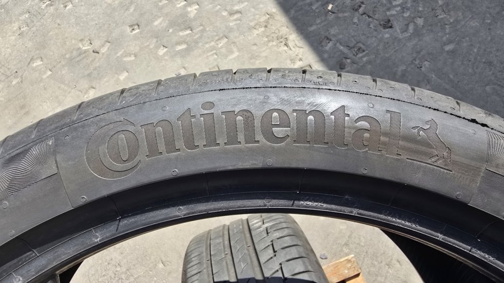 Letní pneu 235/40/18 Continental - 7