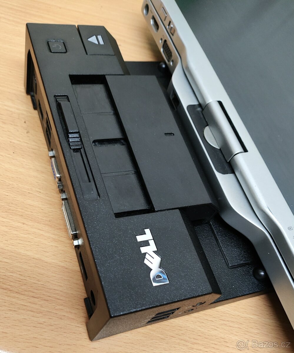 NTB DELL LATITUDE XT3 DOTYKOVÉ INTEL i5/12GB RAM/SSD - 7