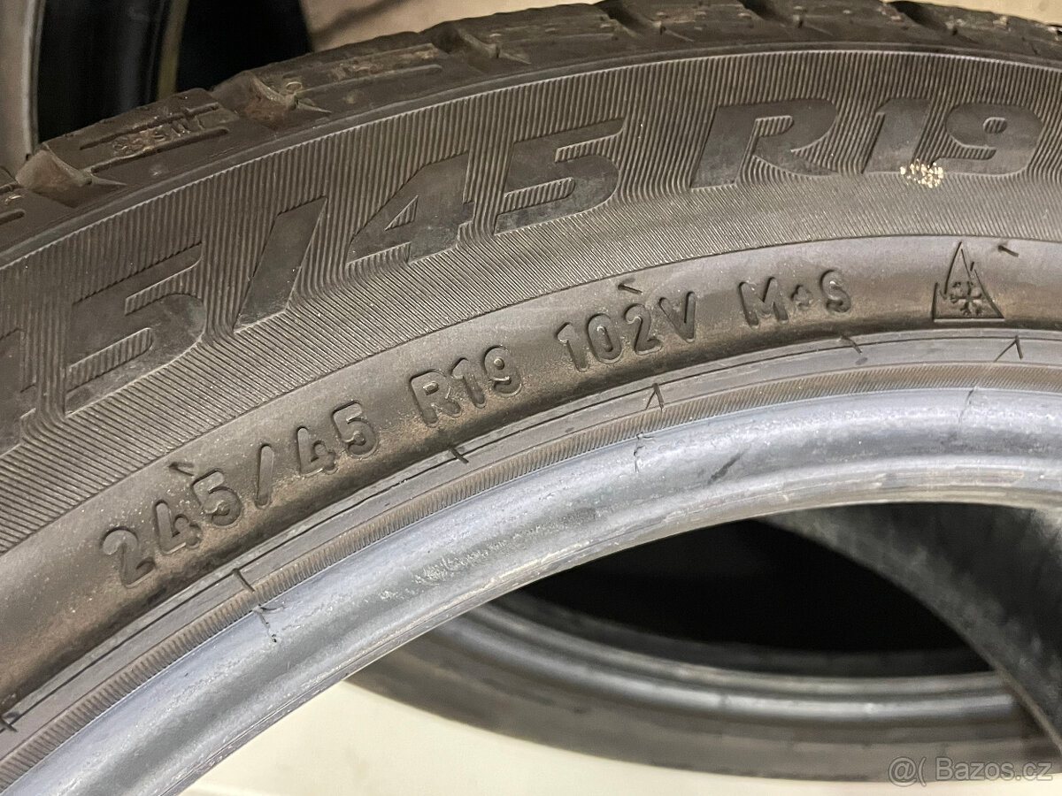 Pirelli Sottozero 3 245/45 R19 102V 2Ks zimní pneumatiky - 7