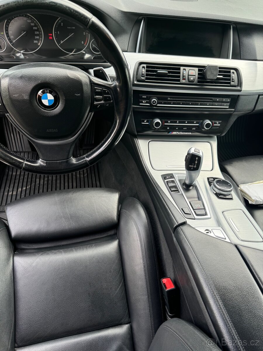 BMW F11 520d - M-Packet - 7