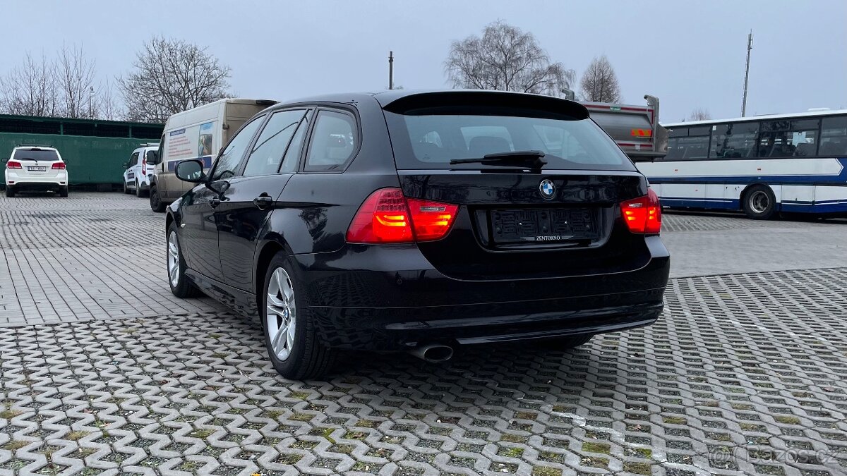 BMW E91 320D HARMAN/KARDON XENONY 1.MAJITEL - 7