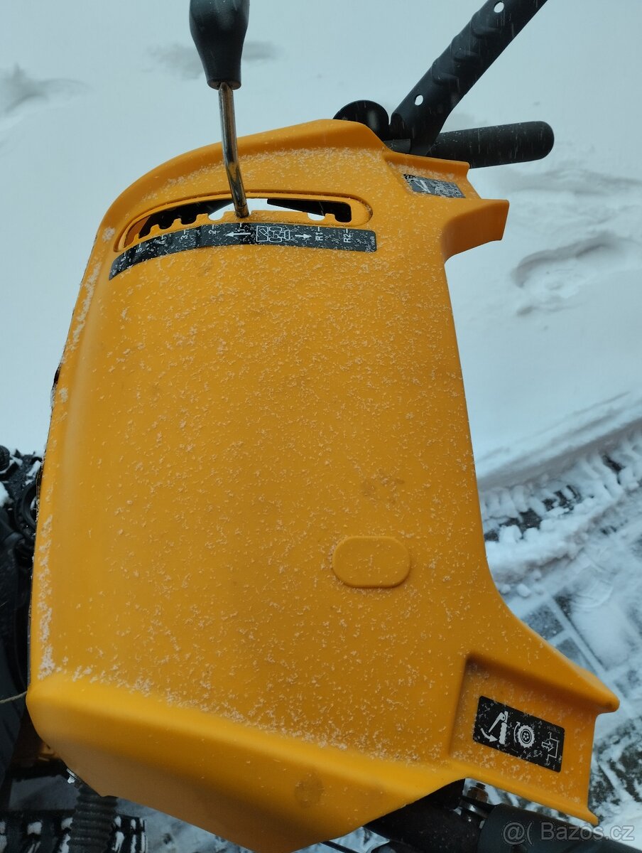 Sněhová fréza STIGA - 7