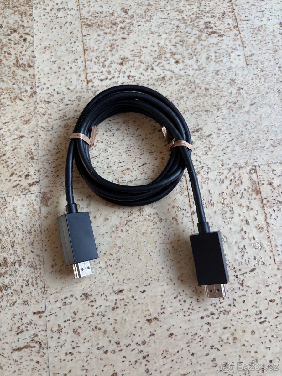 PS4 Pro 1Tb + 2x ovladač - 7