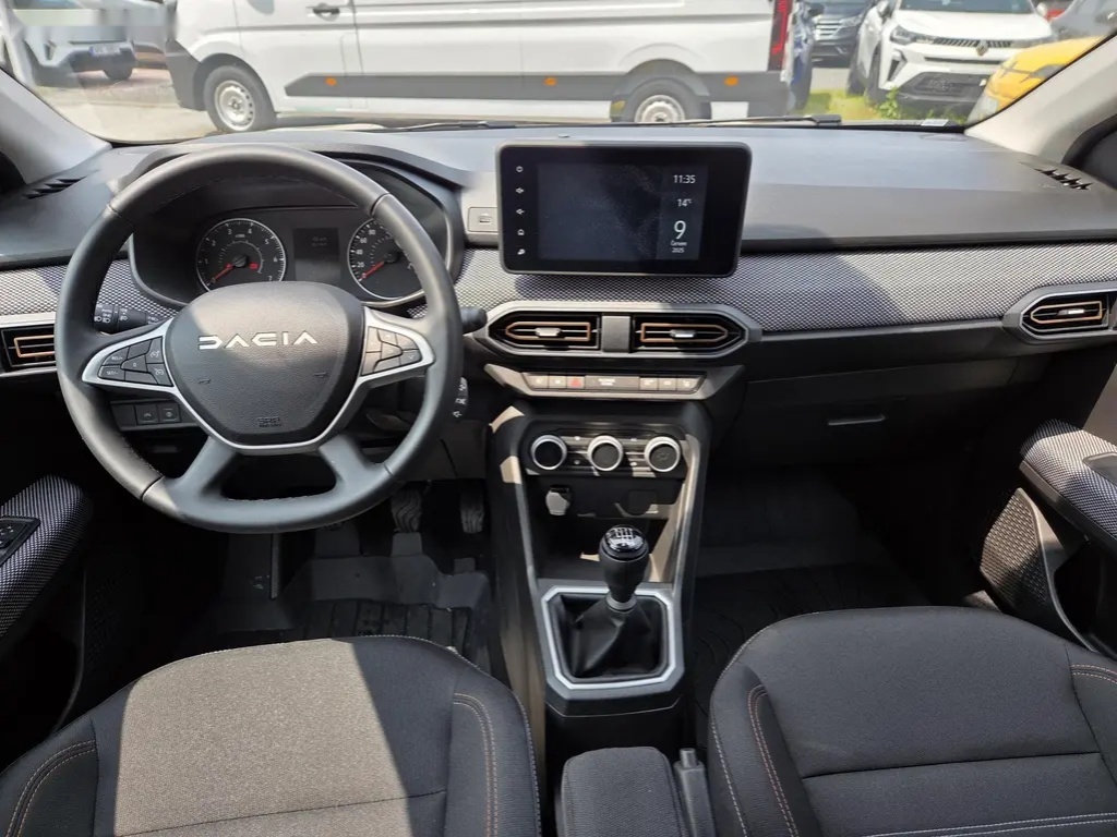 Dacia Sandero, REZERVACE - 7