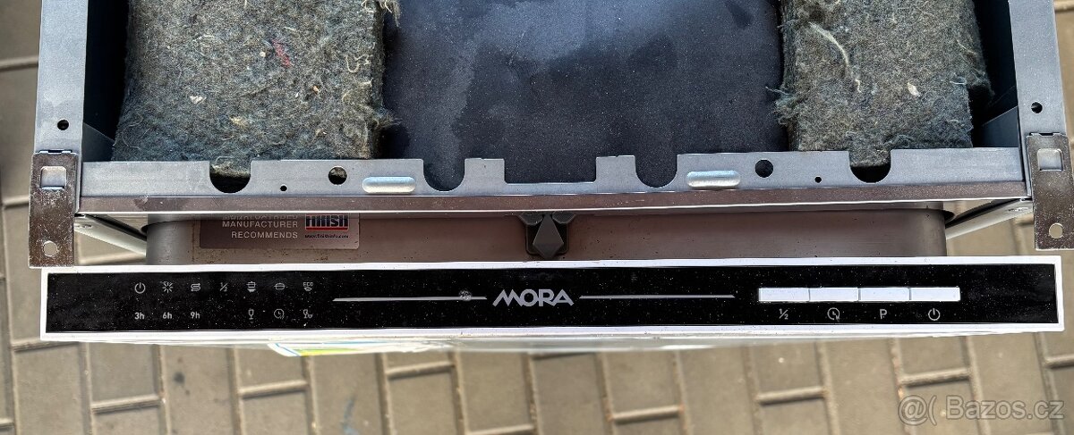 Vestavná myčka Mora IM533 - 7