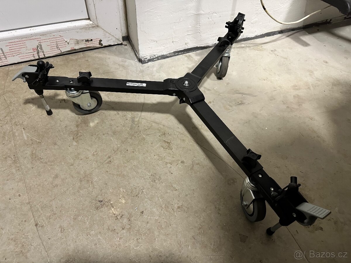 Studiové vybavení Manfrotto, Velbon, Trę-D-Italy - 7