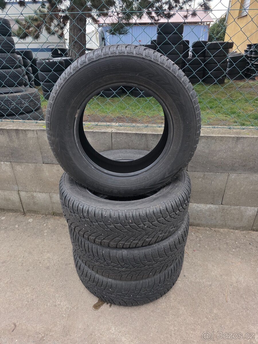 215/65/16 Zimní pneumatiky Nokoan WR D4 a SUV 4 - 7