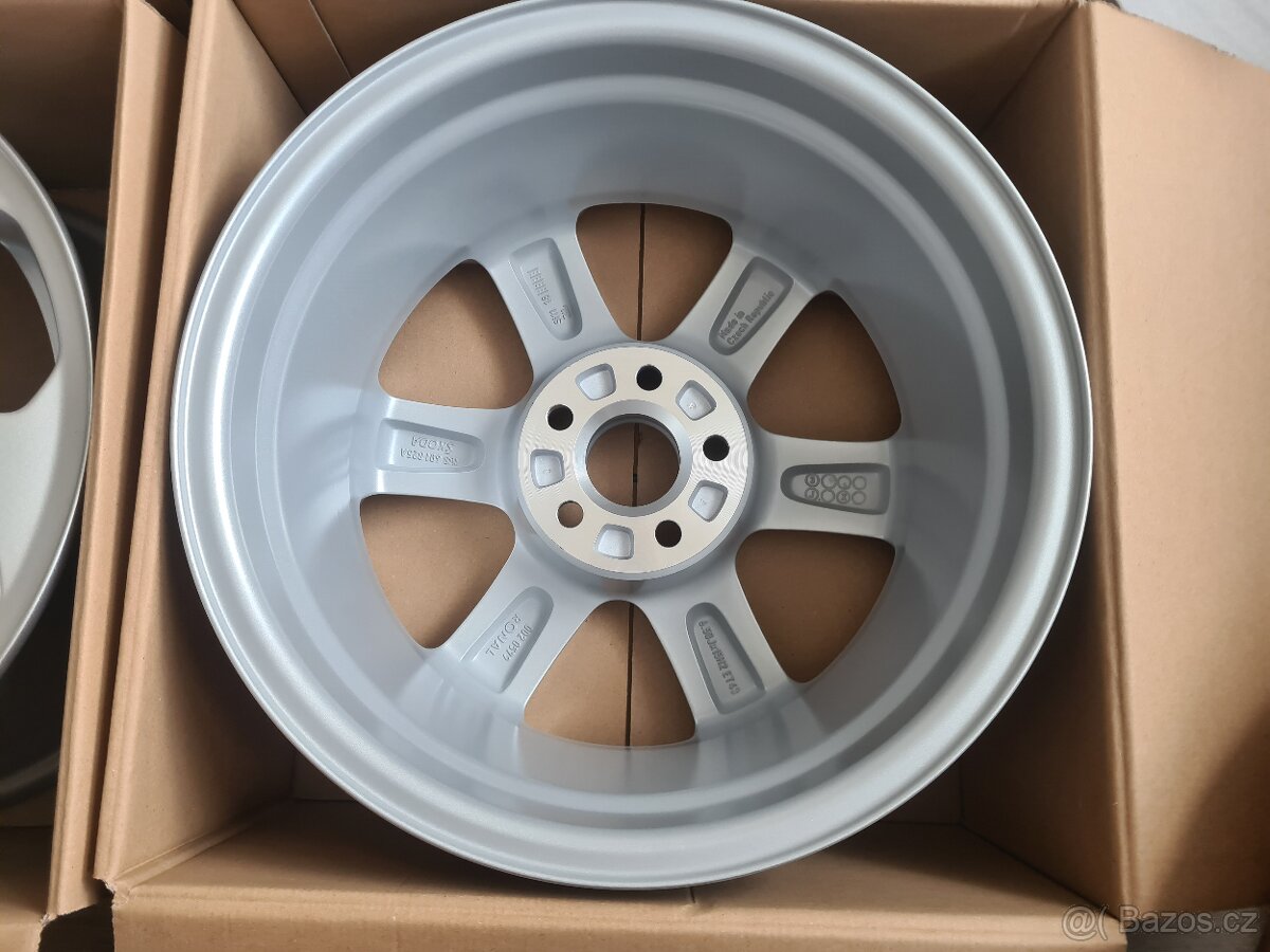 NOVÉ Alu ELEGANT 6,5J x 15" ET 43 Octavia 1 ORIG - 7