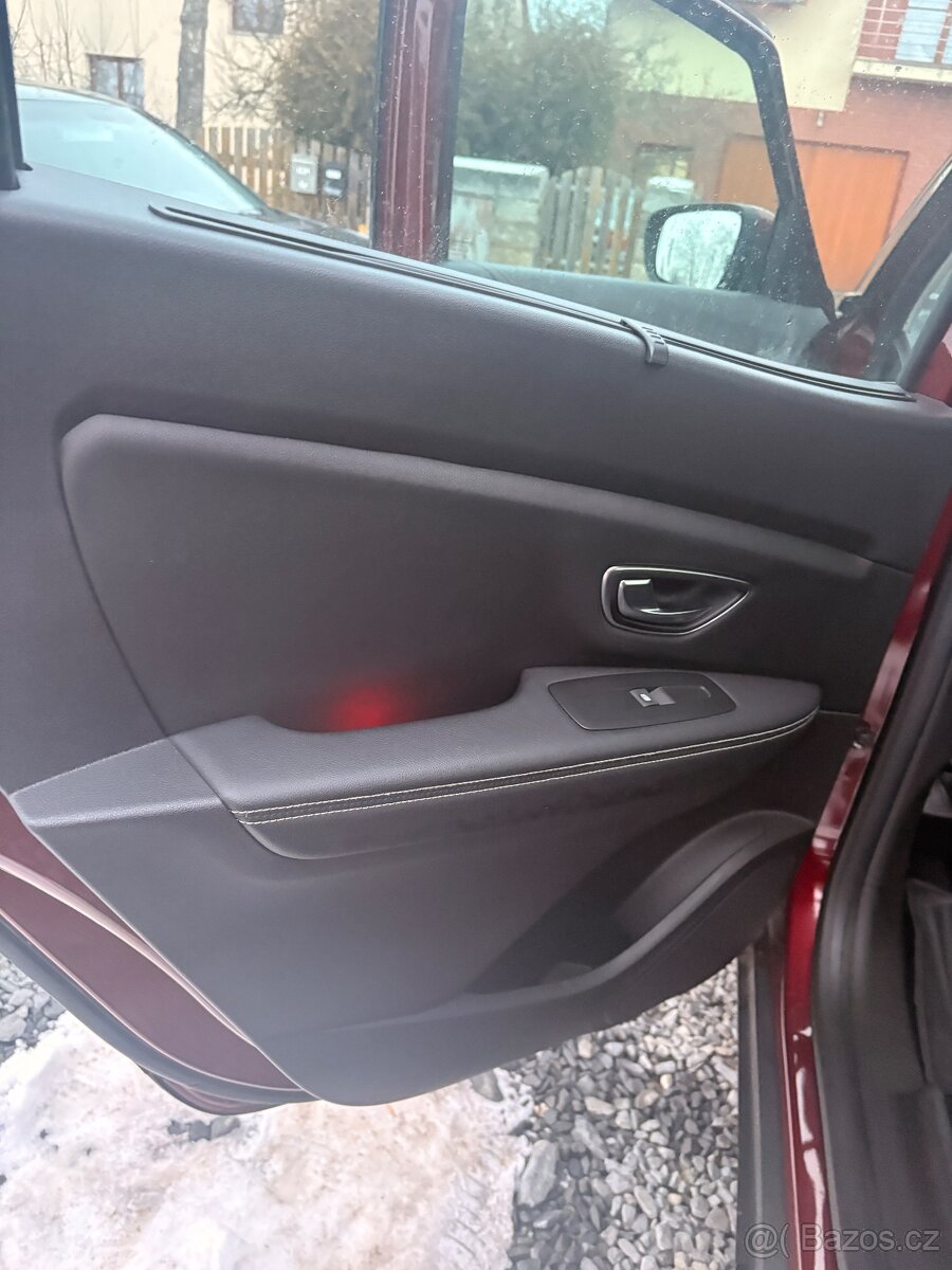 Renault Scenic 1.6 dCi 96 kW (130 k) - 7