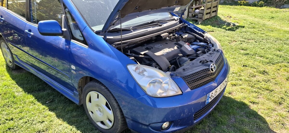 Toyota Corolla Verso - 7