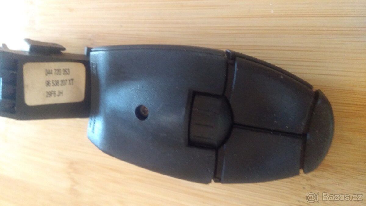 ovládání pod volantem COM2005+ovládání rádia - 7