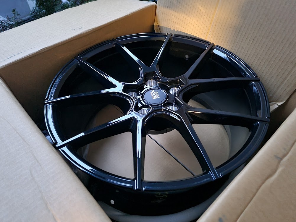 19E alu kola orig R19 5x120 konkavni pro BMW M2 M3 M4 M5 - - - 7