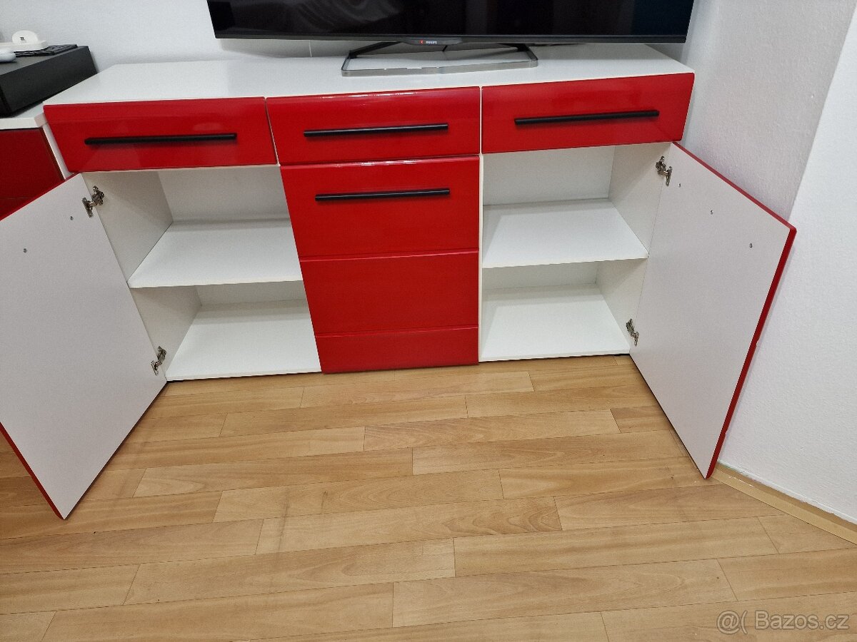 Prodám 2 komody - 7