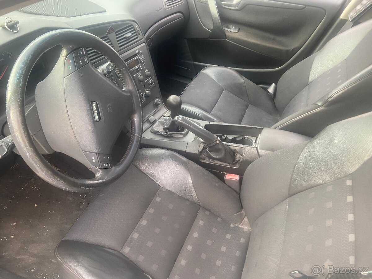 ND Volvo S60 2.4i - 7